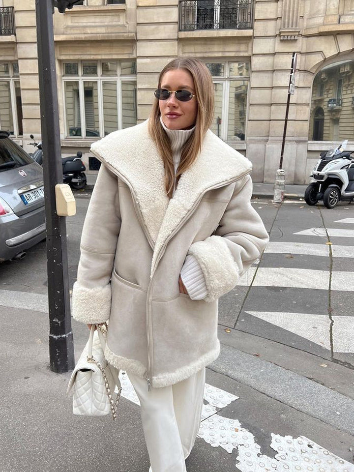 Faux Shearling Jacket – Thick Cuffs & Wide Collar Fit