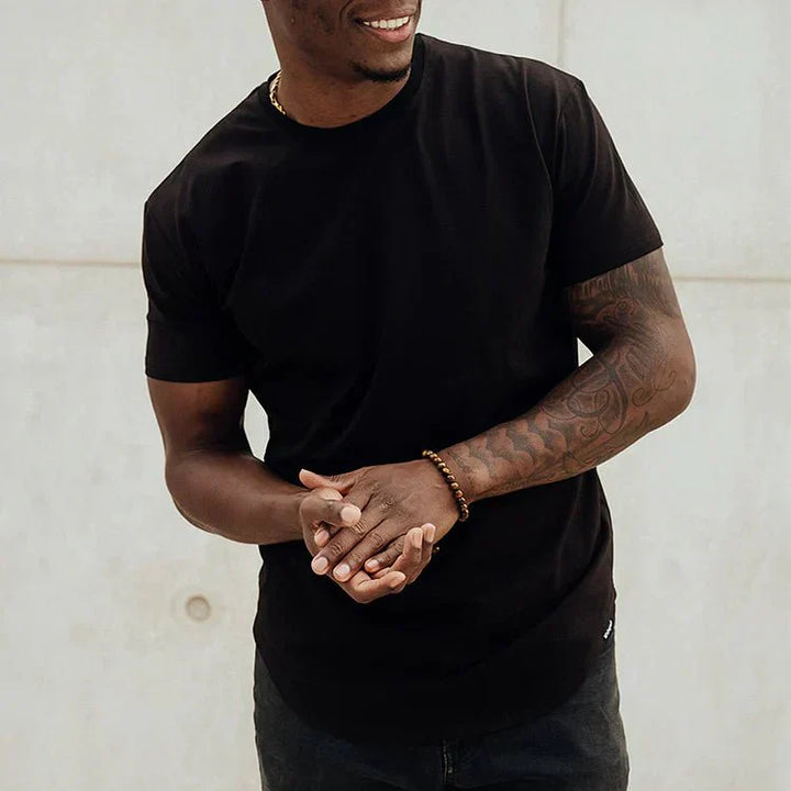 Fitted T-Shirt – Close-Cut Sleeves & Smooth Fit