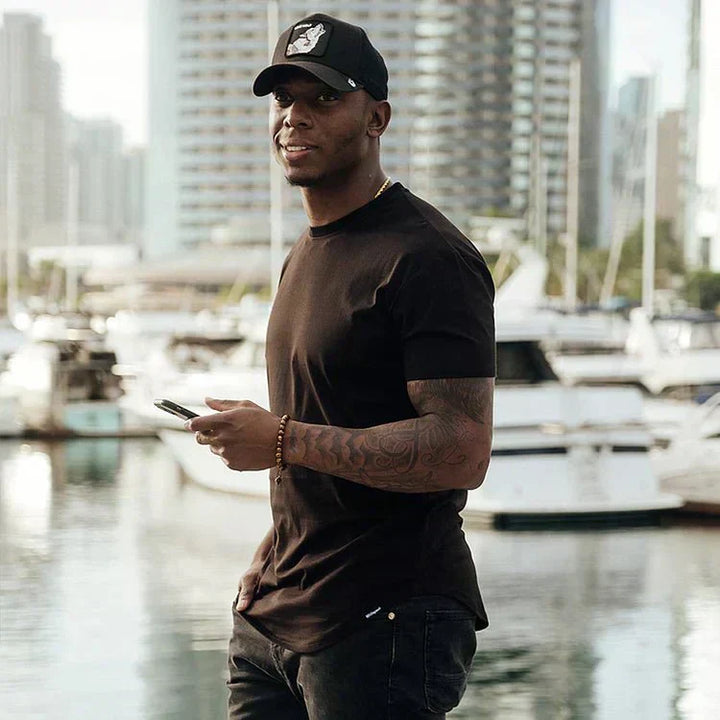 Fitted T-Shirt – Close-Cut Sleeves & Smooth Fit