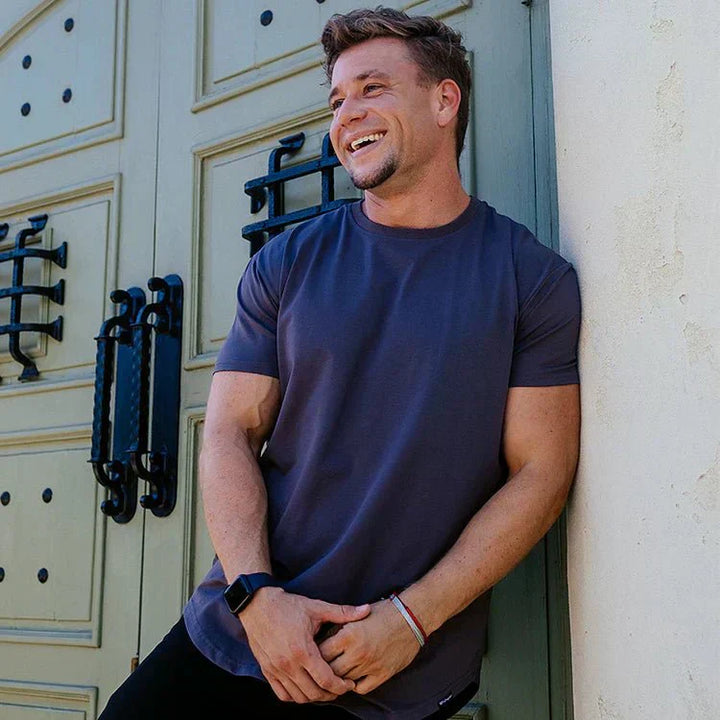 Fitted T-Shirt – Close-Cut Sleeves & Smooth Fit
