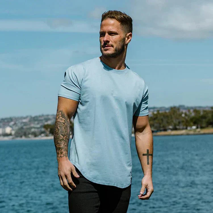 Fitted T-Shirt – Close-Cut Sleeves & Smooth Fit