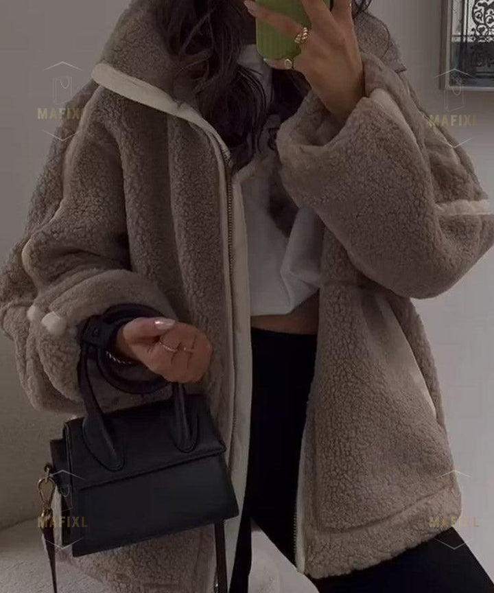Wool-Blend Jacket – Fluffy Finish & Relaxed Zip Shape