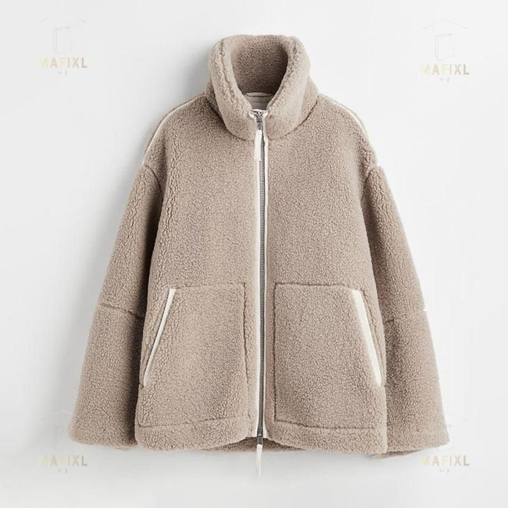 Wool-Blend Jacket – Fluffy Finish & Relaxed Zip Shape